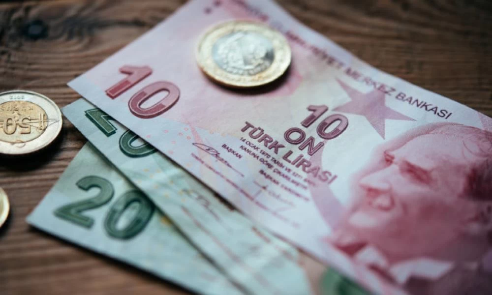«Βυθίστηκε» η τουρκική λίρα μετά το θάνατο στρατιωτών στην Ιντλίμπ της Συρίας